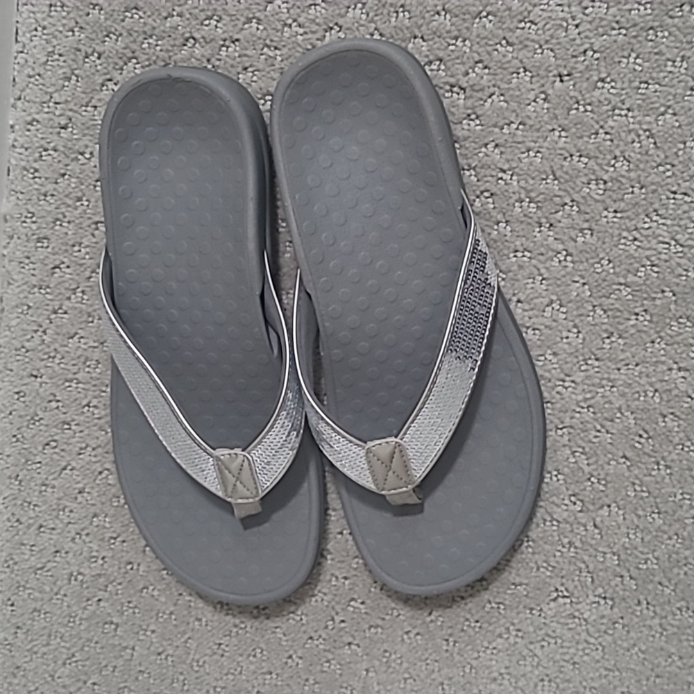 New Vionic Women's Tide Sequins flip Flop
